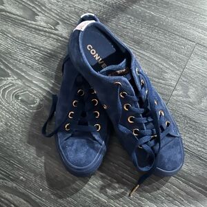 Navy and Blush Suede Converse size 8
